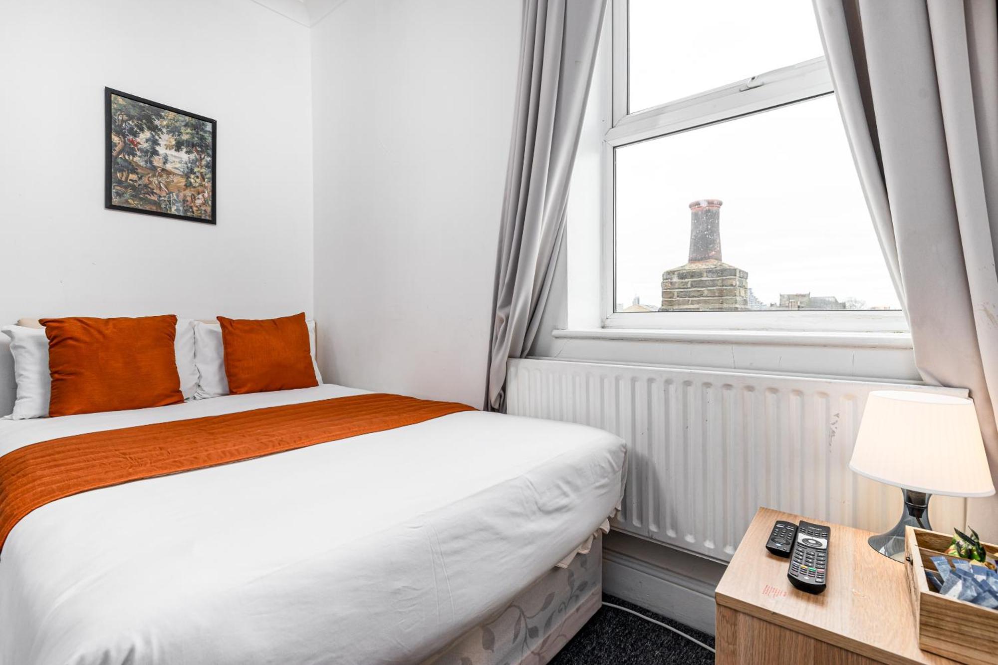 Ryam Suites London Phòng bức ảnh